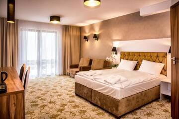 Фото номера Двухместный номер с 1 кроватью Курортные отели Amber Park Spa г. Нехоже 2